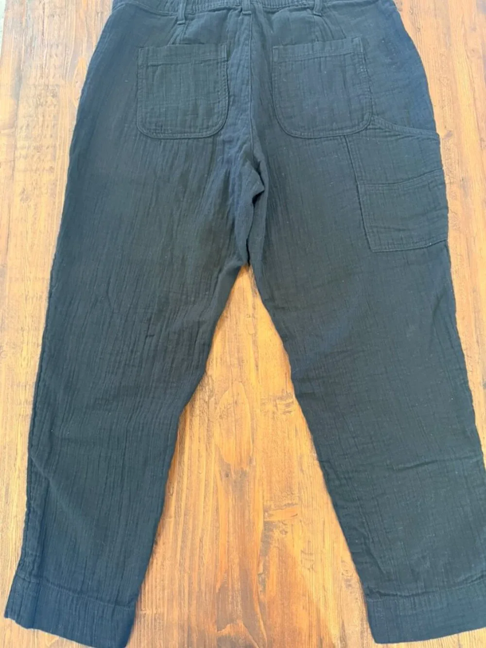 Old Navy High-Waisted Slouchy Cropped  Pants | Black | 100% Cotton | Size 14